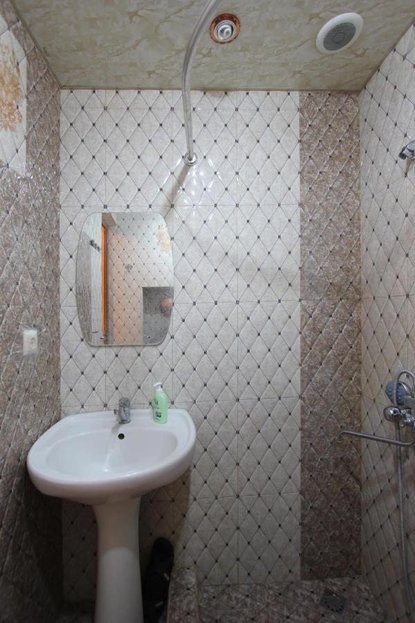 Amiryan Street 1 Bedroom Deluxe Apartment With Balcony Am104 エレバン エクステリア 写真